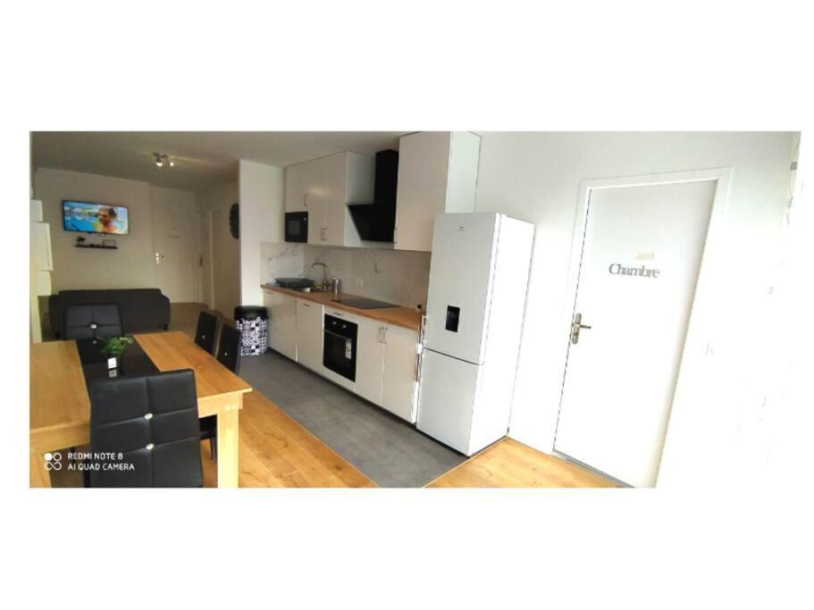 Parisian Cosy Flat With Balcony Apartment Argenteuil Bagian luar foto