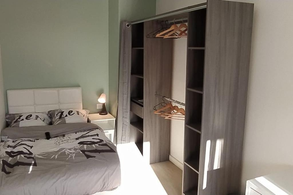 Parisian Cosy Flat With Balcony Apartment Argenteuil Bagian luar foto