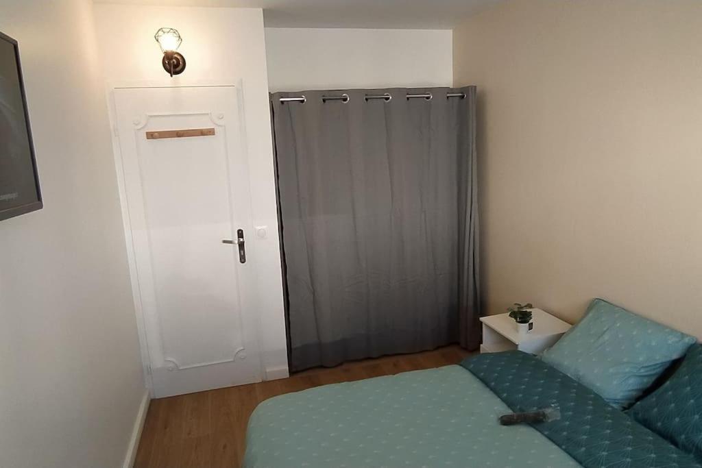 Parisian Cosy Flat With Balcony Apartment Argenteuil Bagian luar foto